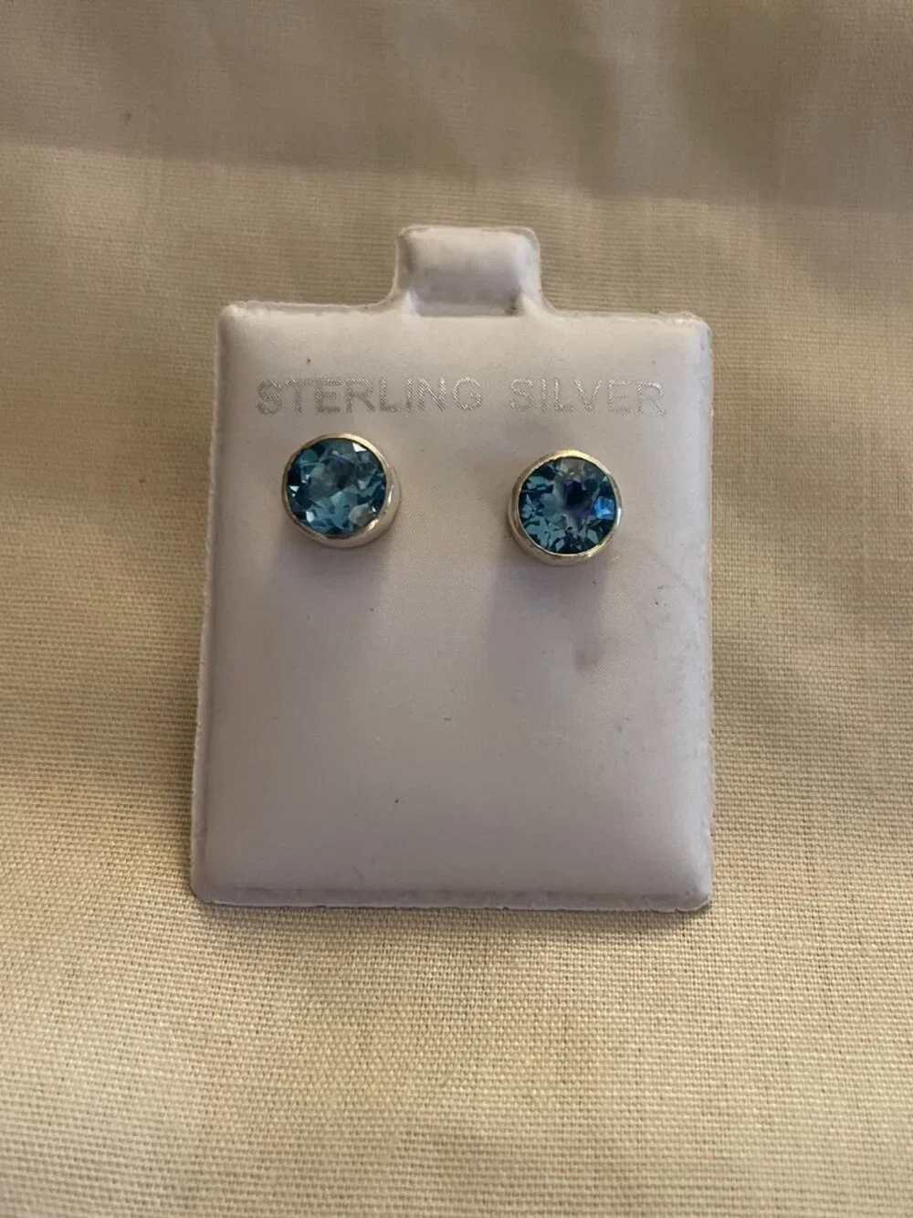 Vintage Sterling Silver Blue Topaz Earrings Retro Marked 925 4 grams Classic - Picture 2 of 8